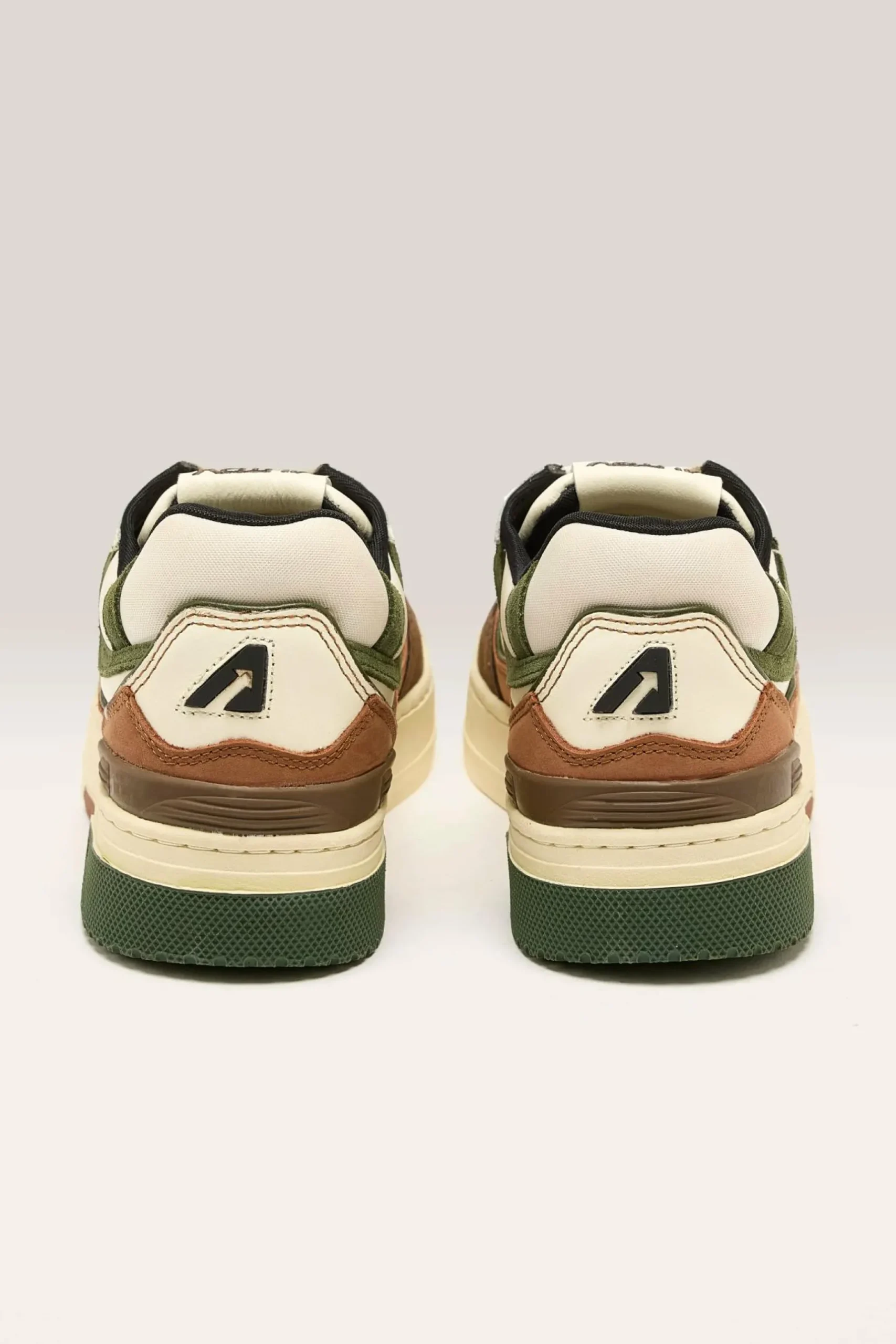 autry-clc-low-for-women-xgsPuknZ-4.webp Hot Autry Clc Low For Women