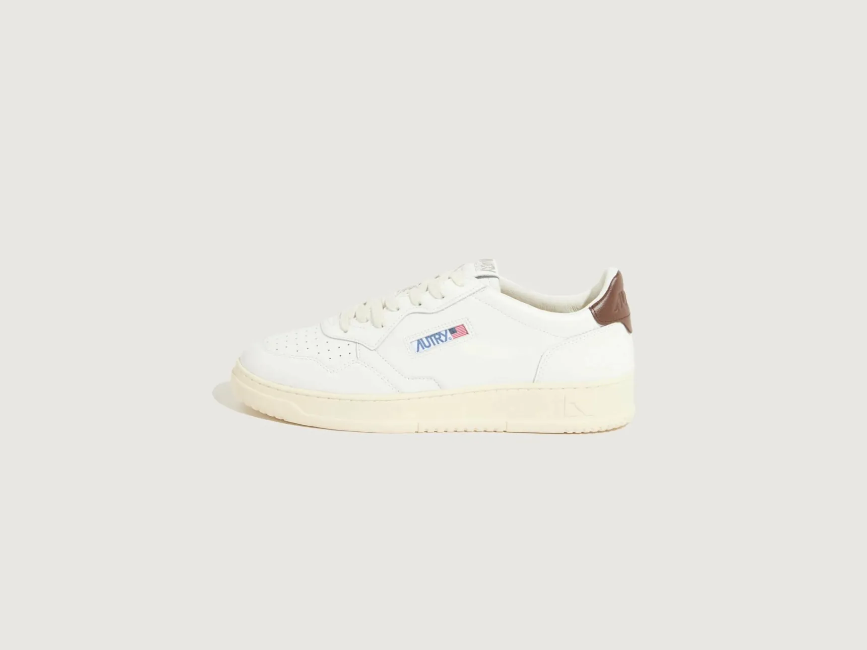 autry-medalist-low-voor-mannen-gJNWCUaQ-0.webp Online Autry Medalist Low Voor Mannen