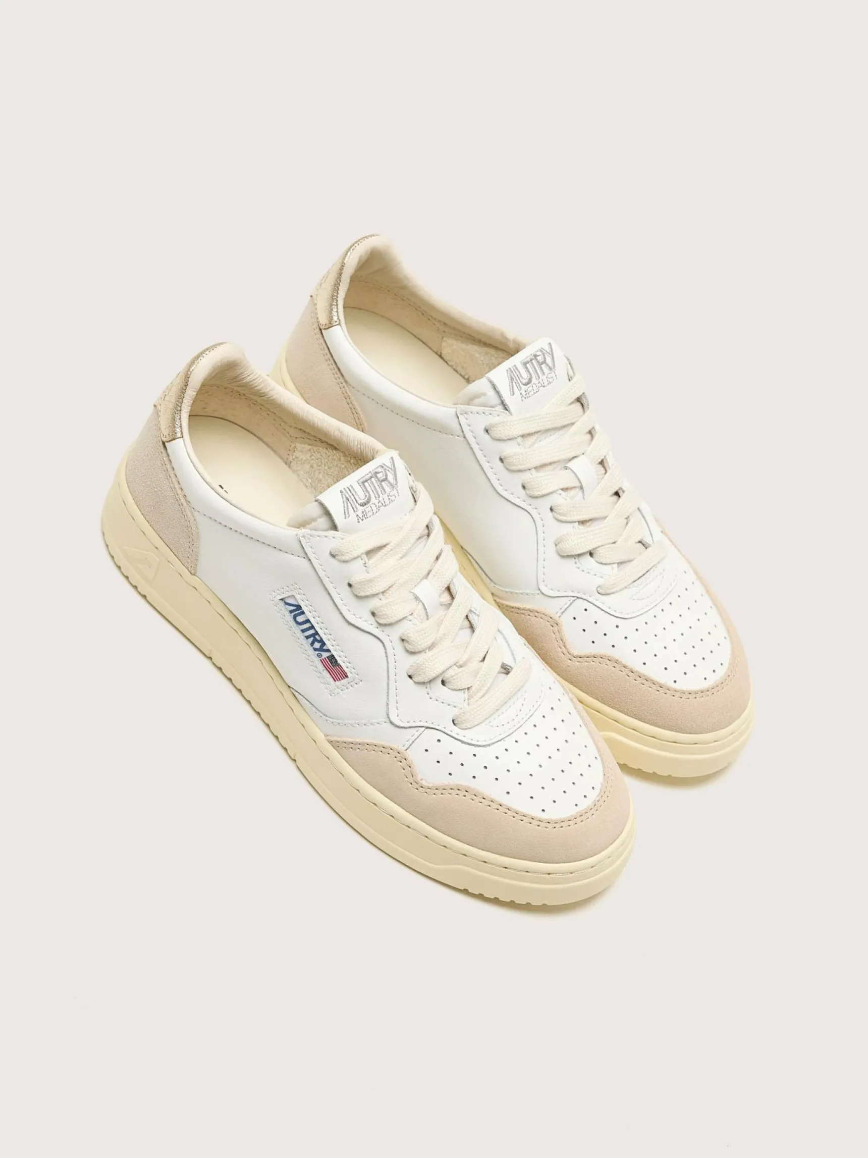 autry-medalist-low-voor-vrouwe-ZoBdfqHG-6.webp Sale Autry Medalist Low Voor Vrouwen