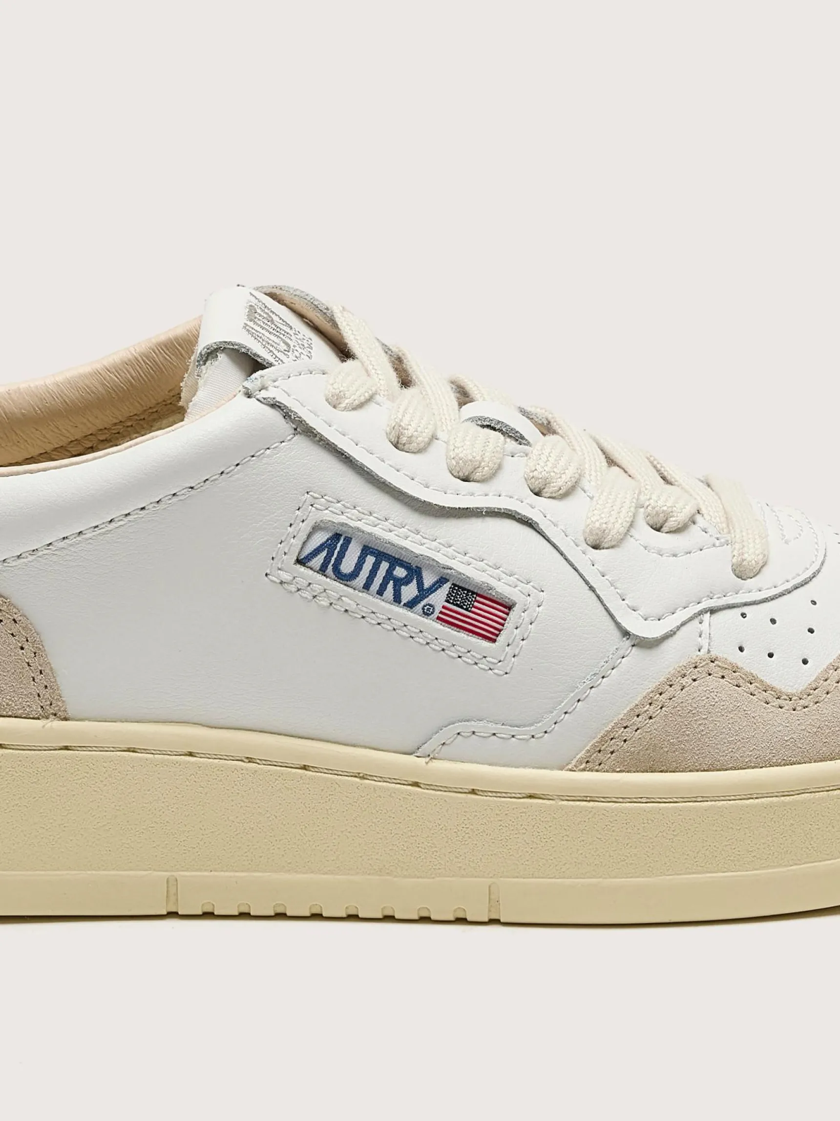 autry-medalist-low-voor-vrouwe-suHFOObq-4.webp Online Autry Medalist Low Voor Vrouwen