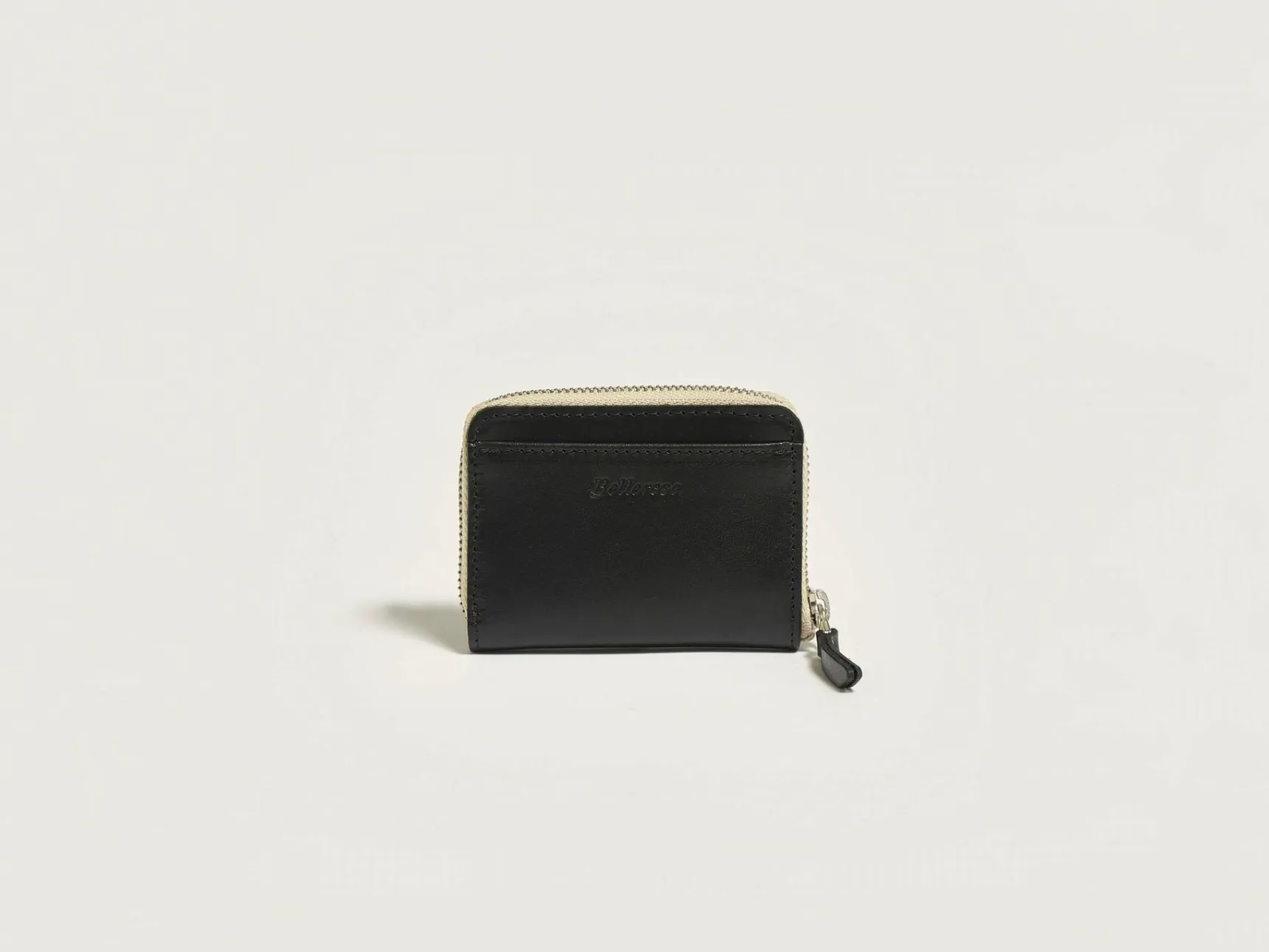 dolhy-portemonnee-met-rits-UzXbWsXF-0.webp New Bellerose Dolhy Portemonnee Met Rits Black