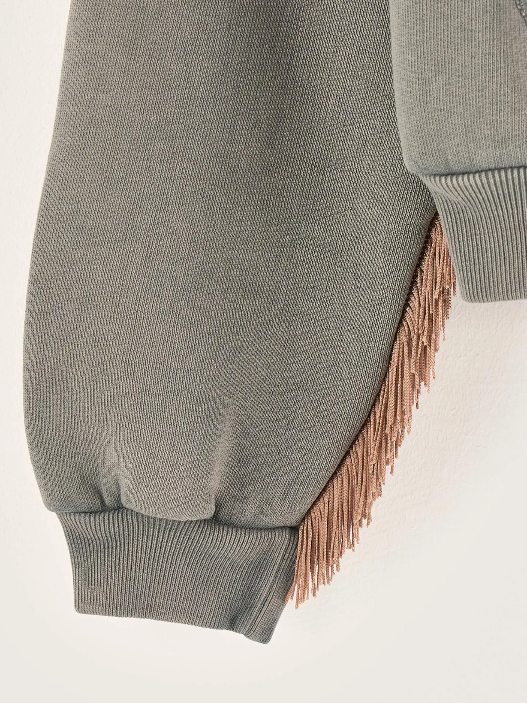 flores-comfortabel-sweatshirt-cYHtqlce-2.webp Online Bellerose Flores Comfortabel Sweatshirt Black Sand