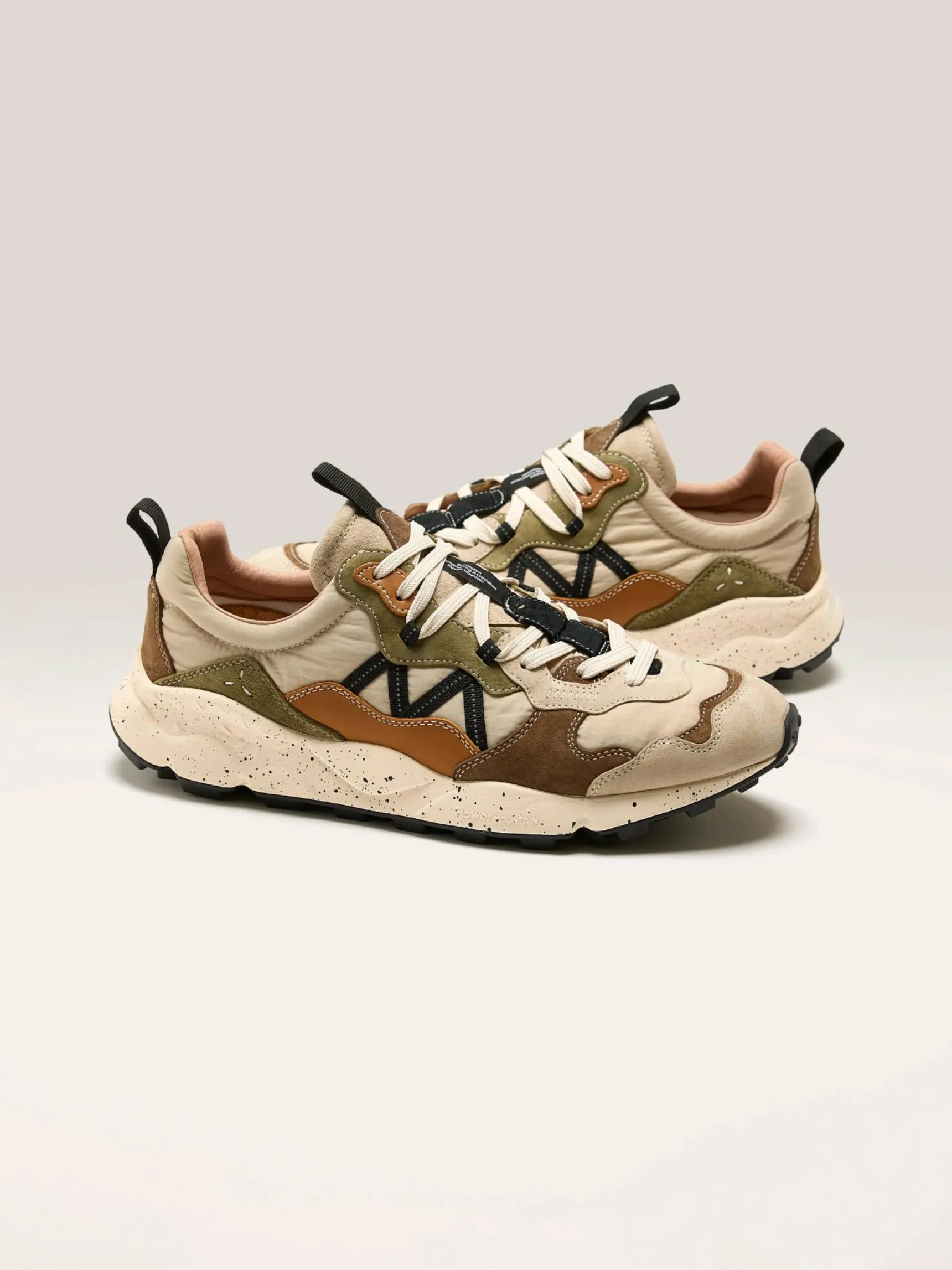 flower-mountain-lenzan-man-voo-QKQTKldJ-2.webp Fashion Flower Mountain Lenzan Man Voor Mannen