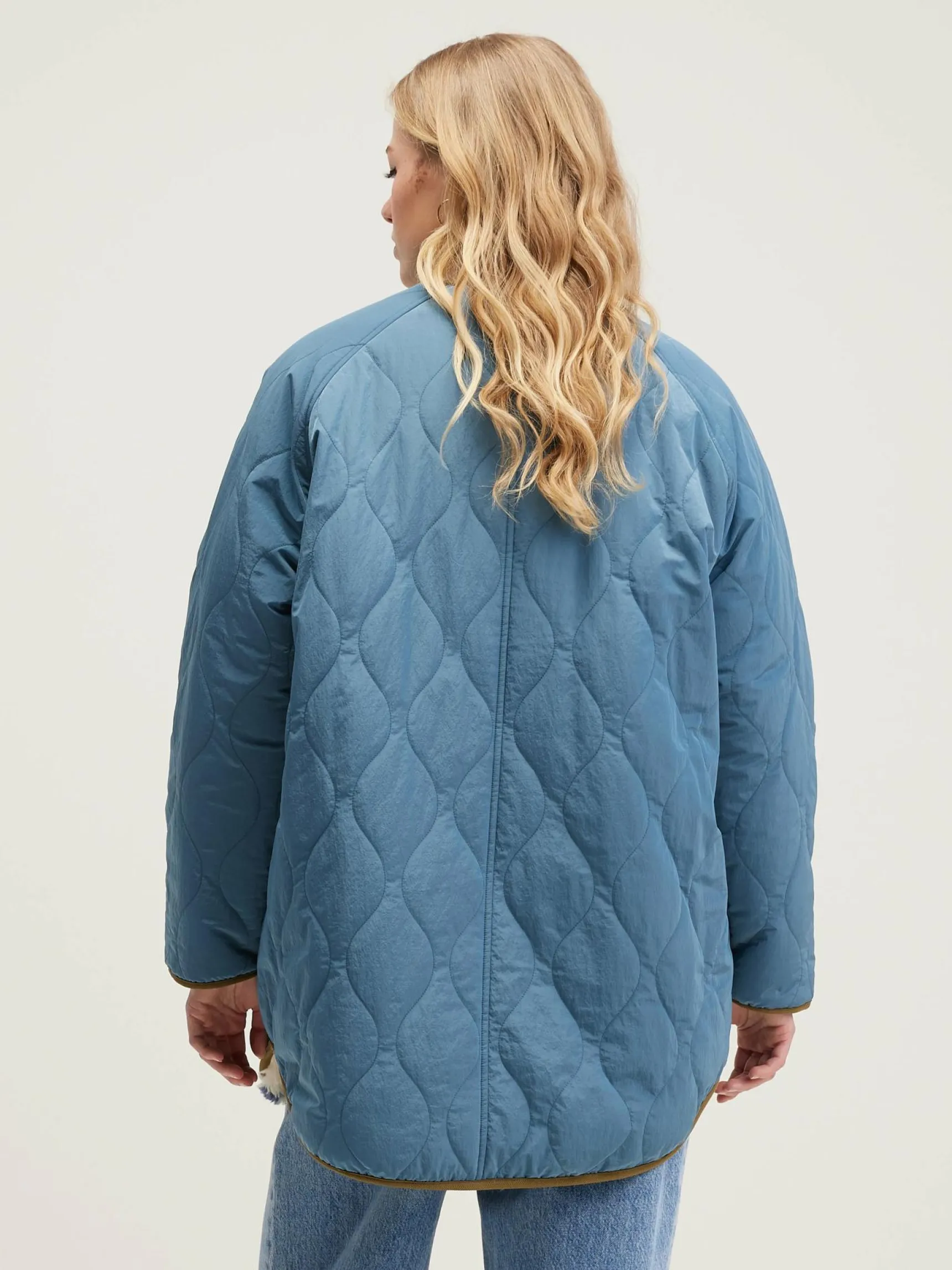 hamon-gewatteerde-jas-nyhIJlbM-4.webp Discount Bellerose Hamon Gewatteerde Jas Blue Eyes