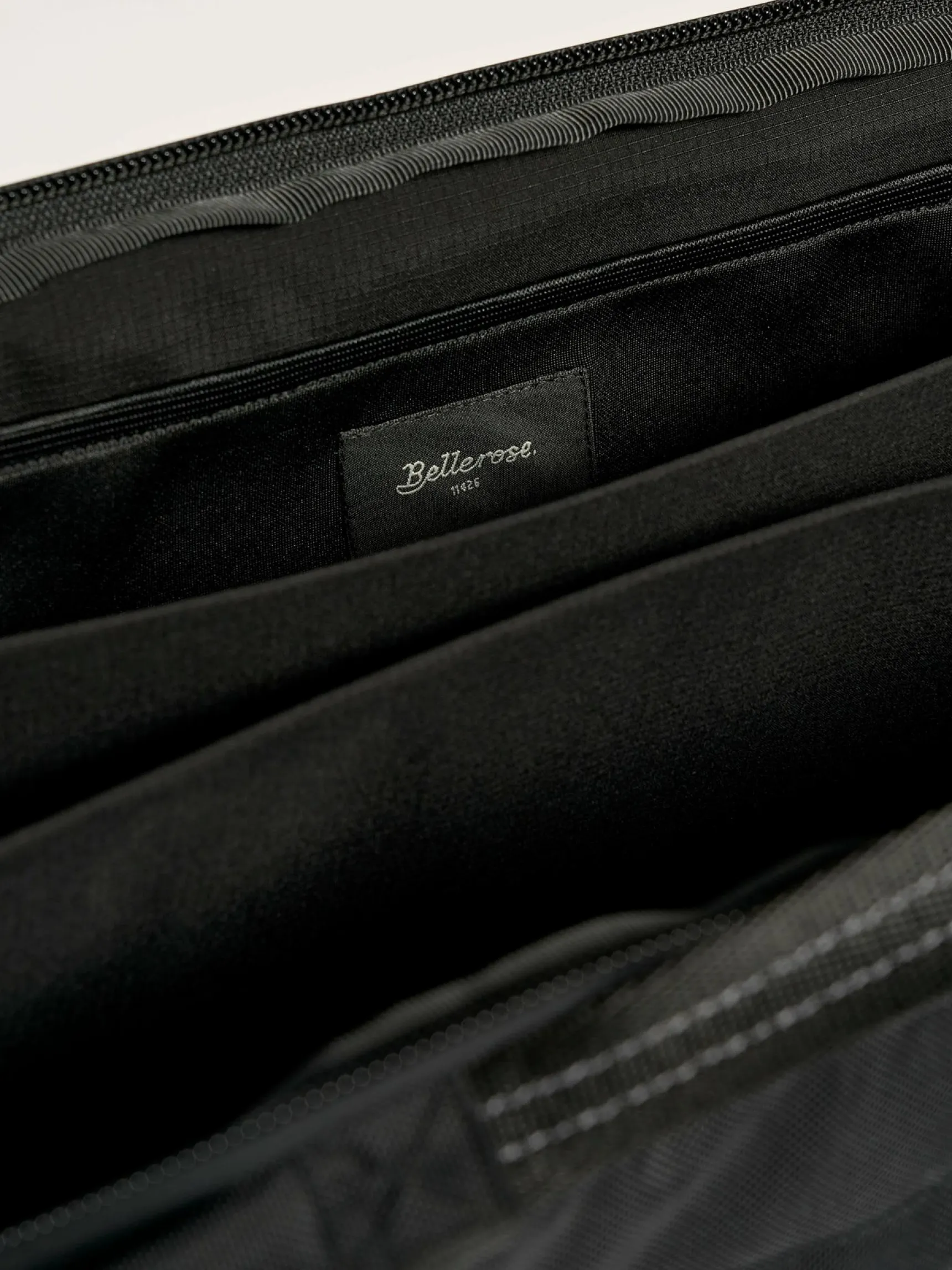 hencom-laptoptas-ivnFWAQK-3.webp Hot Bellerose Hencom Laptoptas