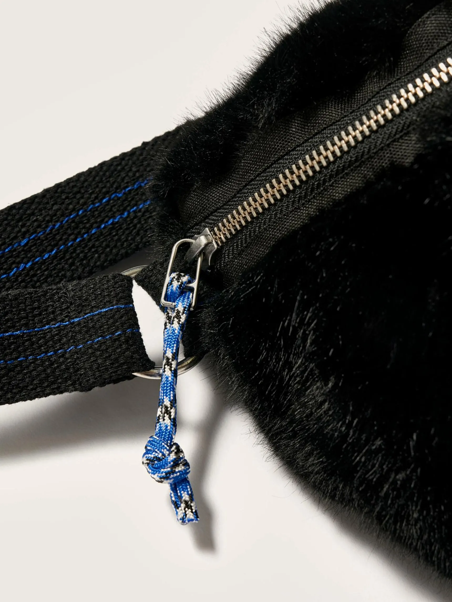 hoswel-moftas-uYZehFSs-3.webp Sale Bellerose Hoswel Moftas Black Beauty