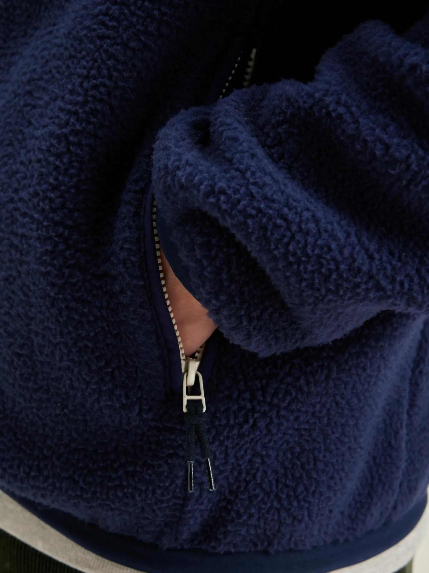 jari-sweatshirt-met-rits-vvbVpHMu-5.webp New Bellerose Jari Sweatshirt Met Rits