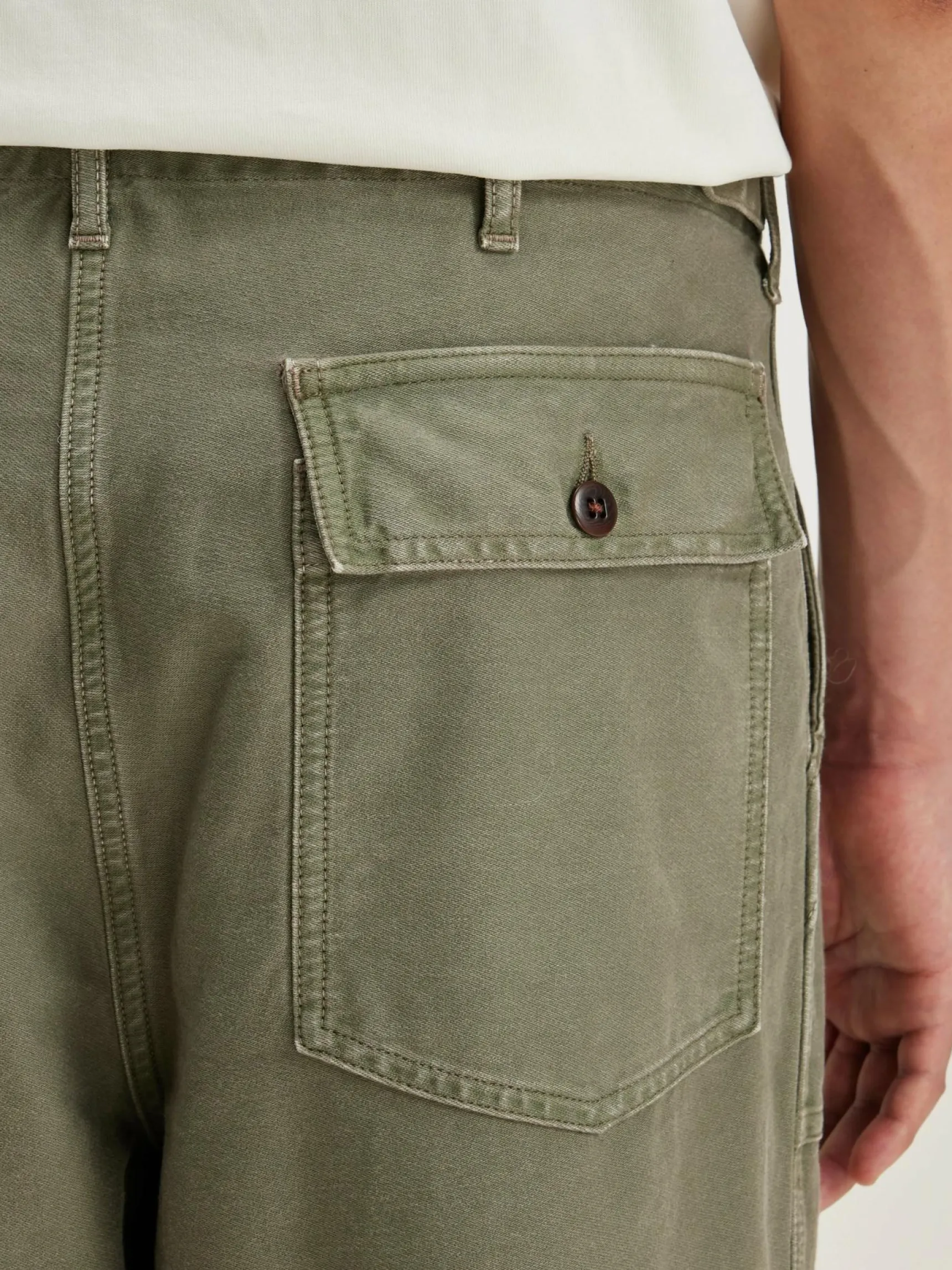 kargo-relaxed-cropped-broek-DobdHJyF-4.webp New Bellerose Kargo Relaxed Cropped Broek Dusty Olive
