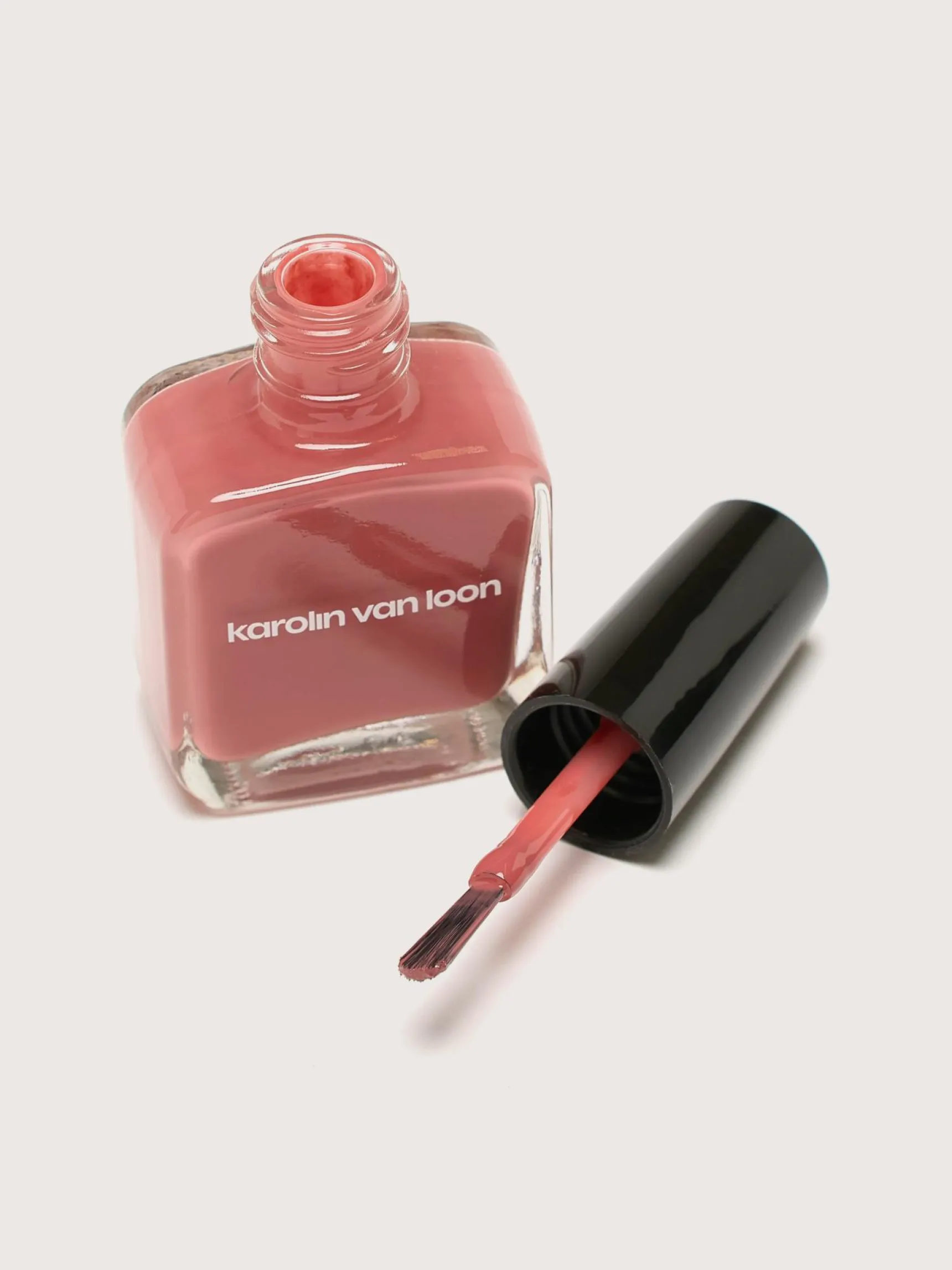 karolin-van-loon-16-fleur-de-s-CrzRPRsC-2.webp New Karolin Van Loon 16 Fleur De Sakura Nagellak