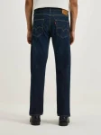 levis-502-tapered-jeans-sPGeayIg-0.webp