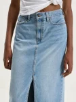 levis-ankle-column-rok-uFDaUaFR-0.webp