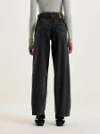 levis-baggy-dad-jeans-GNYtSDOP-0.webp
