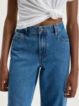 levis-baggy-dad-jeans-ozXHjYWO-0.webp