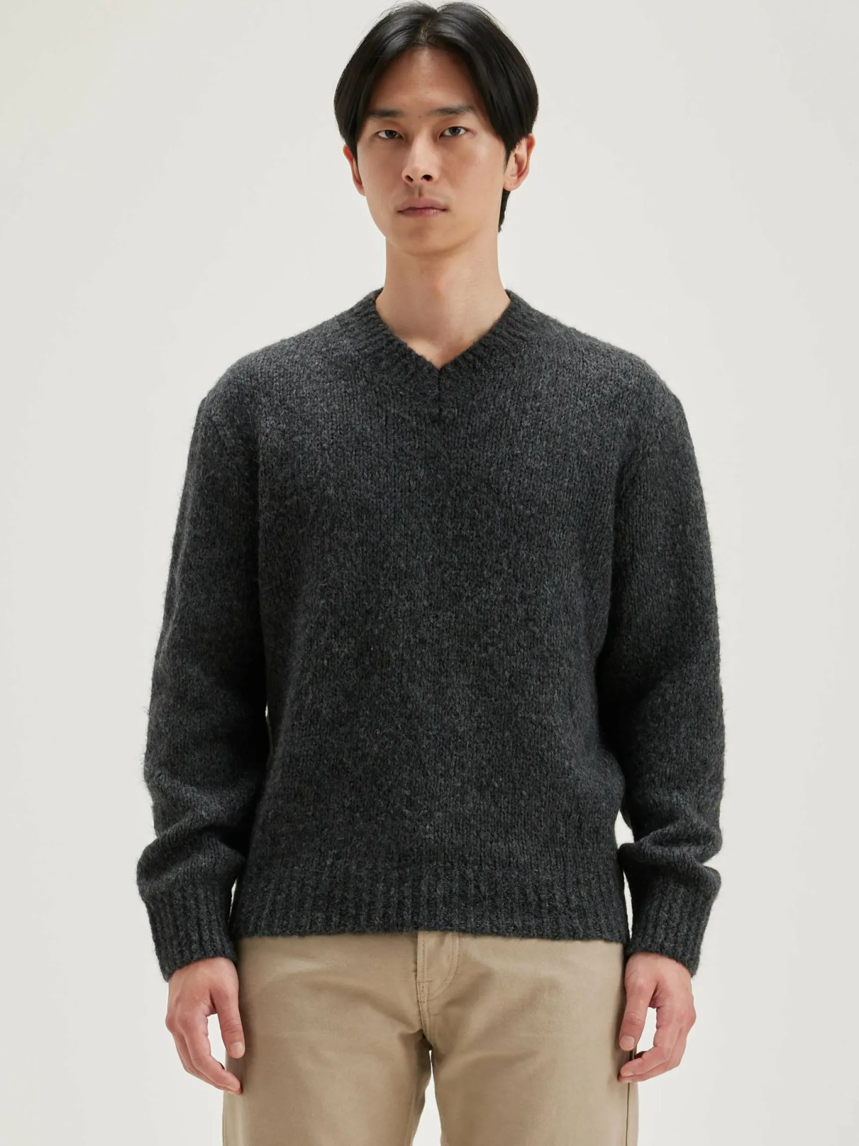 liora-v-hals-trui-MLJWhHya-1.webp Outlet Bellerose Liora V-hals Trui Mid Grey