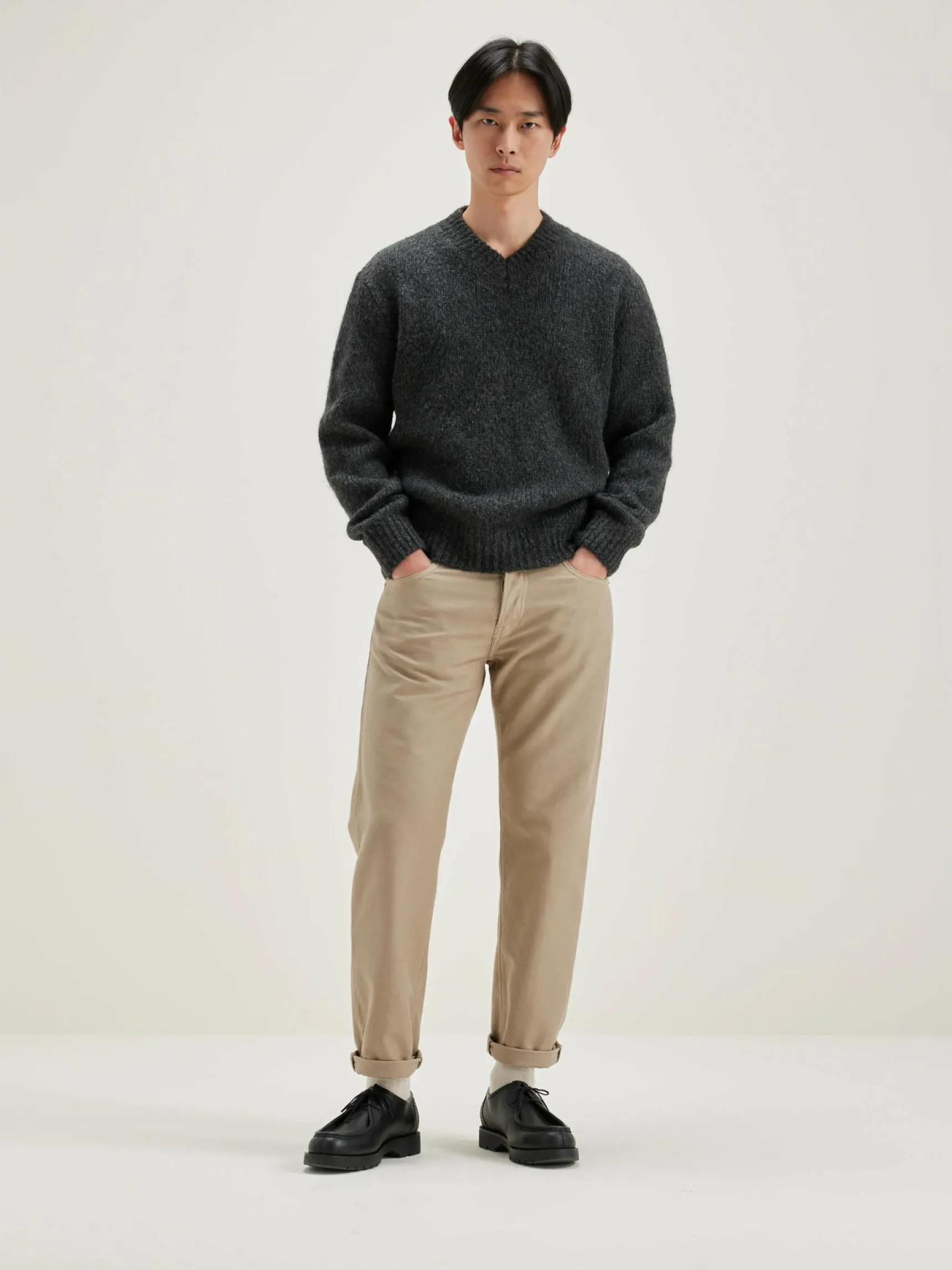 liora-v-hals-trui-MLJWhHya-2.webp Outlet Bellerose Liora V-hals Trui Mid Grey