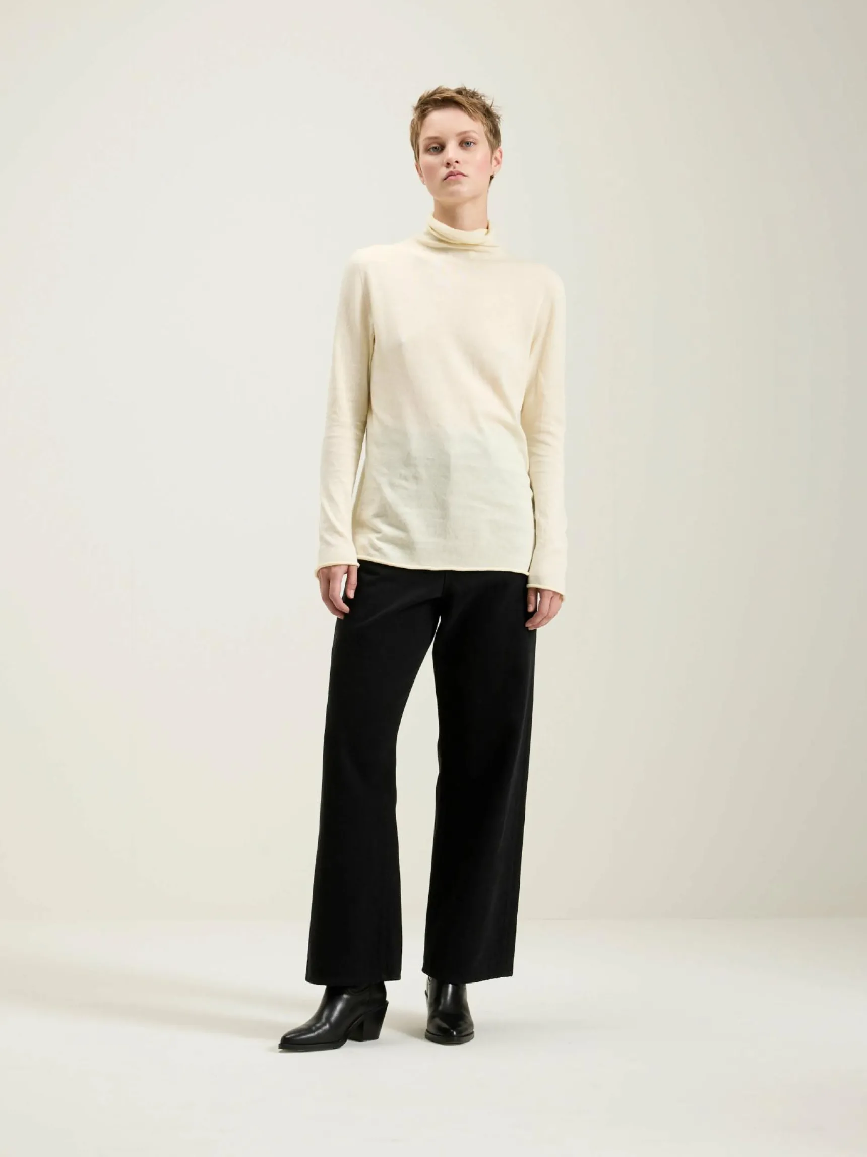 nicholson-nicholson-agnes-or-diJCniEC-2.webp New Nicholson & Nicholson Agnes Organic Cotton Turtleneck