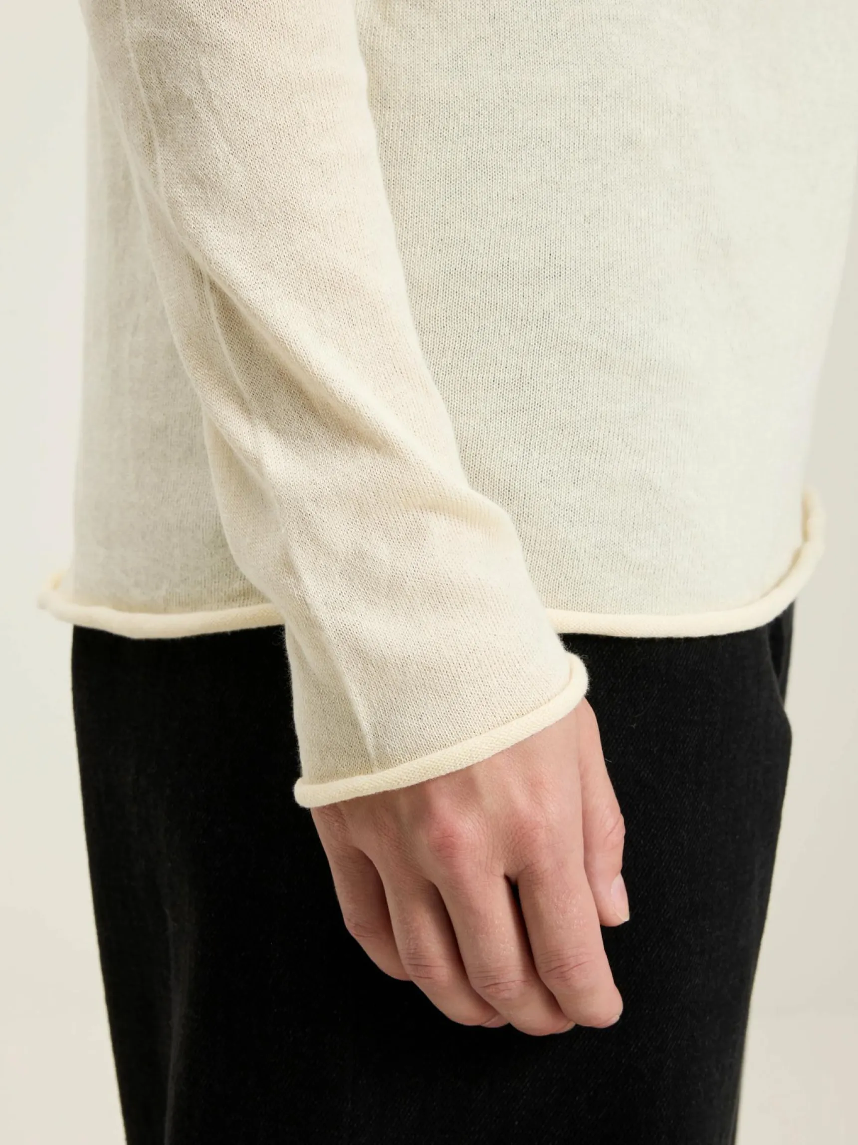 nicholson-nicholson-agnes-or-diJCniEC-3.webp New Nicholson & Nicholson Agnes Organic Cotton Turtleneck