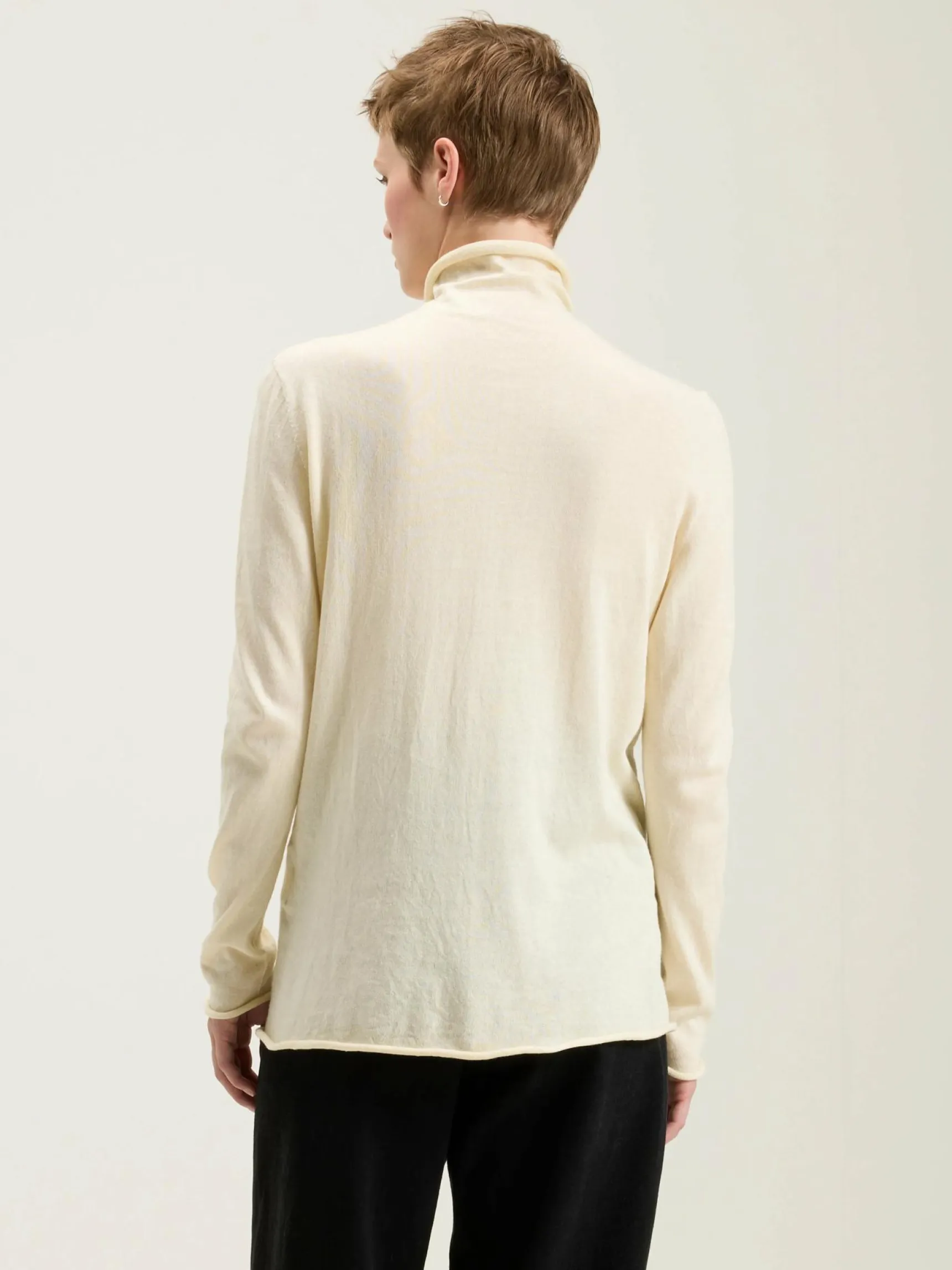 nicholson-nicholson-agnes-or-diJCniEC-4.webp New Nicholson & Nicholson Agnes Organic Cotton Turtleneck