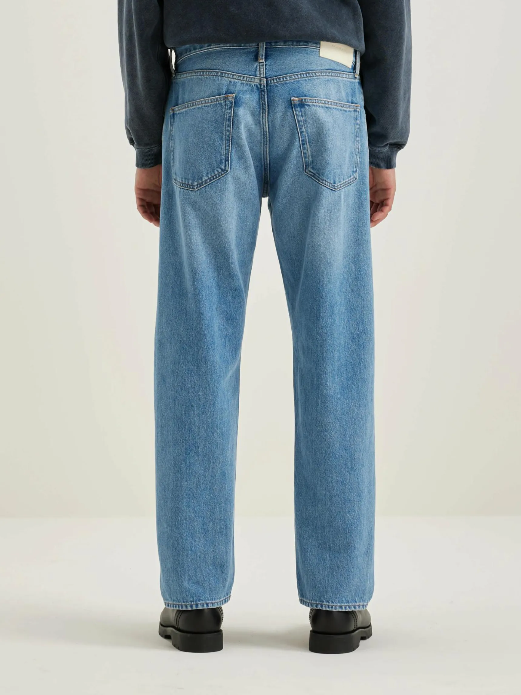 percy-dad-style-jeans-jpXsEPOV-3.webp Sale Bellerose Percy Dad-style Jeans Stone Wash
