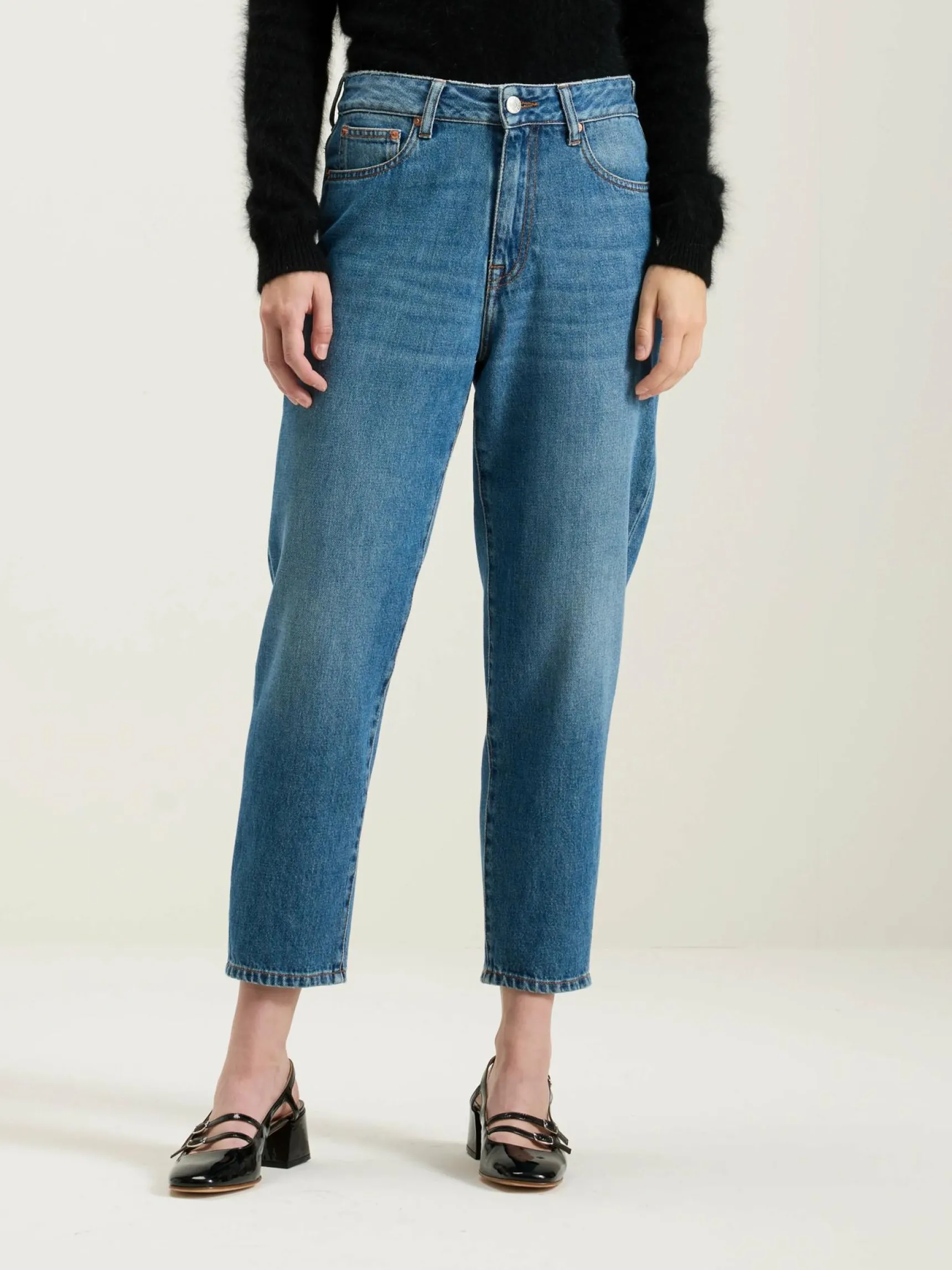 puddy-tapered-cropped-jeans-UGaHfEEV-2.webp Outlet Bellerose Puddy Tapered Cropped Jeans