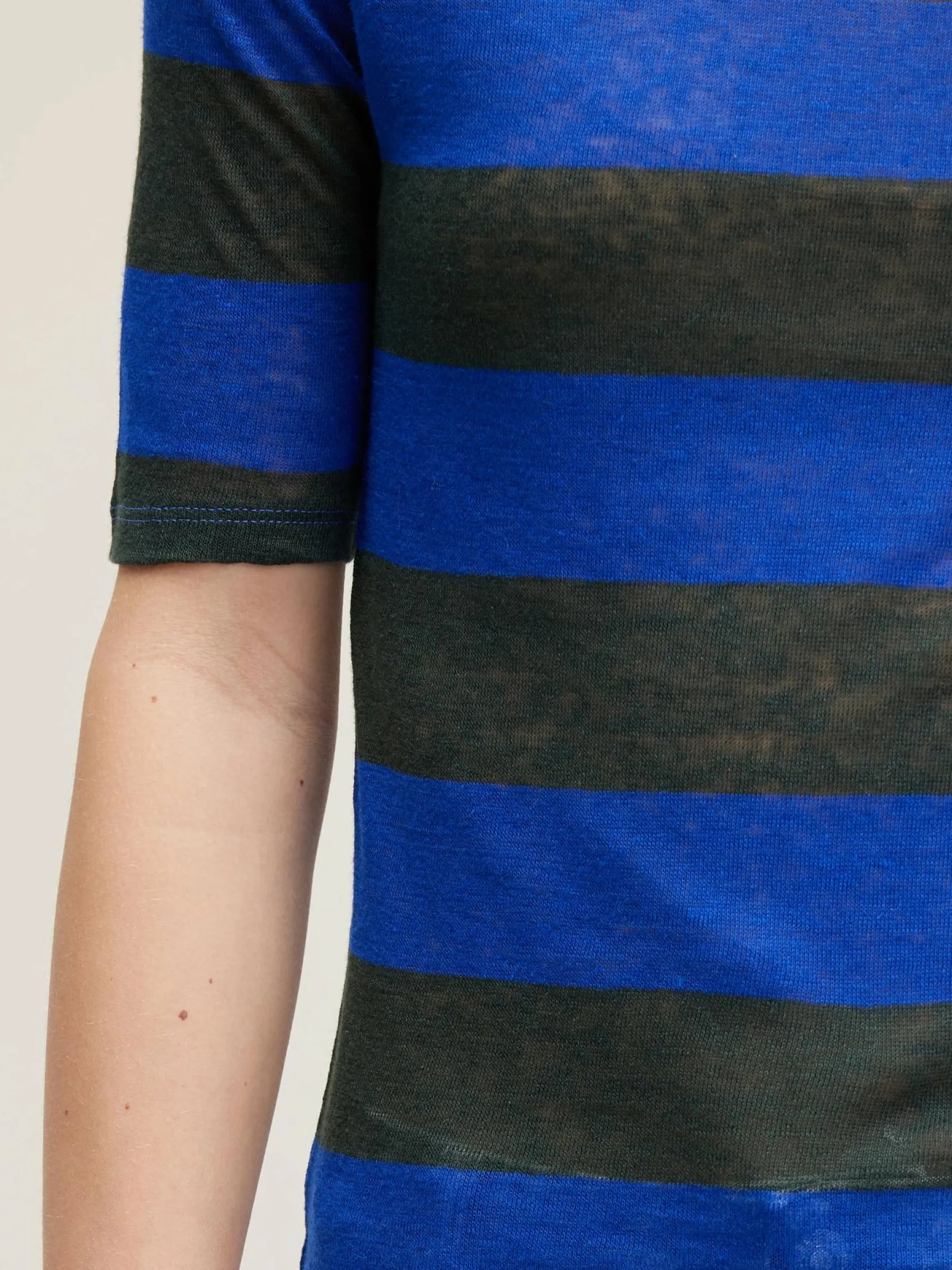 seas-slim-t-shirt-hozqtKbl-5.webp Hot Bellerose Seas Slim T-shirt Black Beauty / True Blue