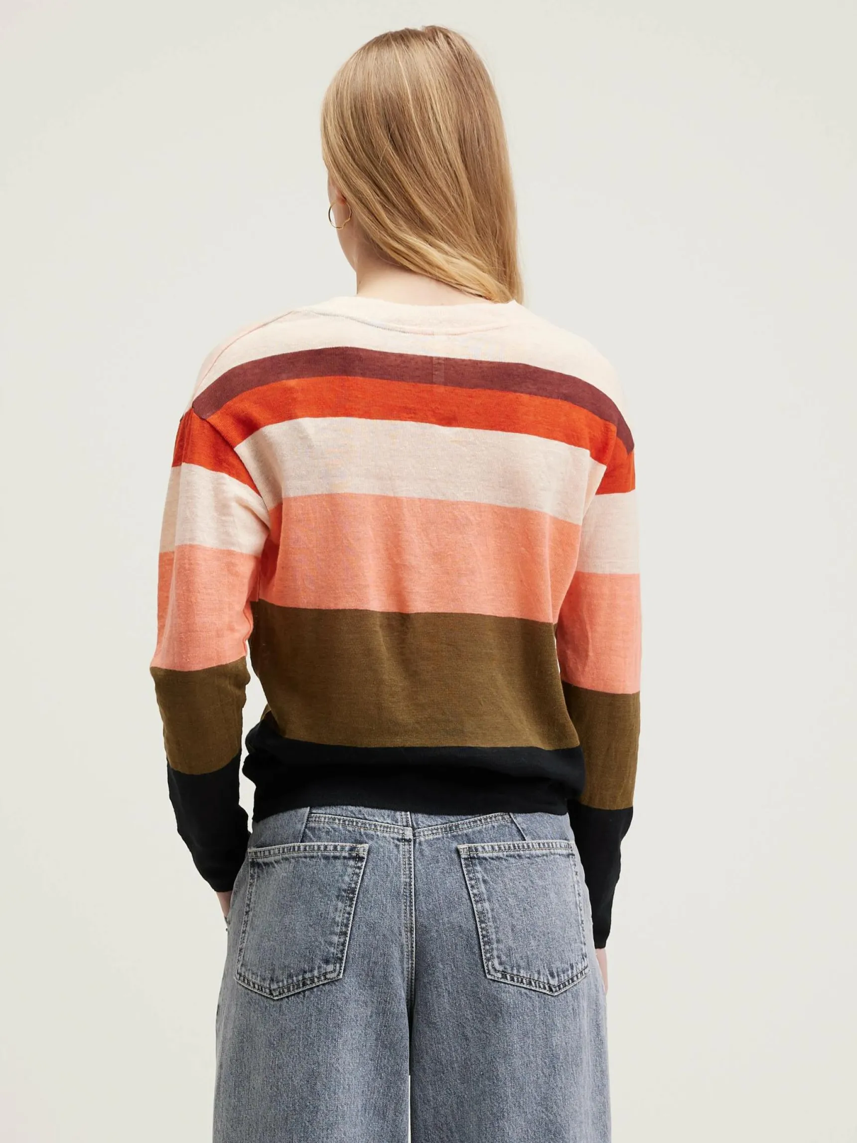 senia-relaxed-linnen-t-shirt-UUzMxEDU-3.webp New Bellerose Senia Relaxed Linnen T-shirt Black Beauty / Light Rose / Military