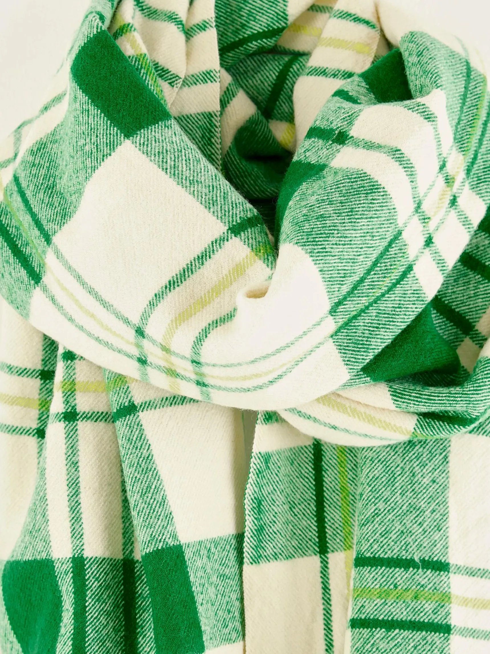 side-geruite-sjaal-TlzMHmDJ-2.webp Hot Bellerose Side Geruite Sjaal