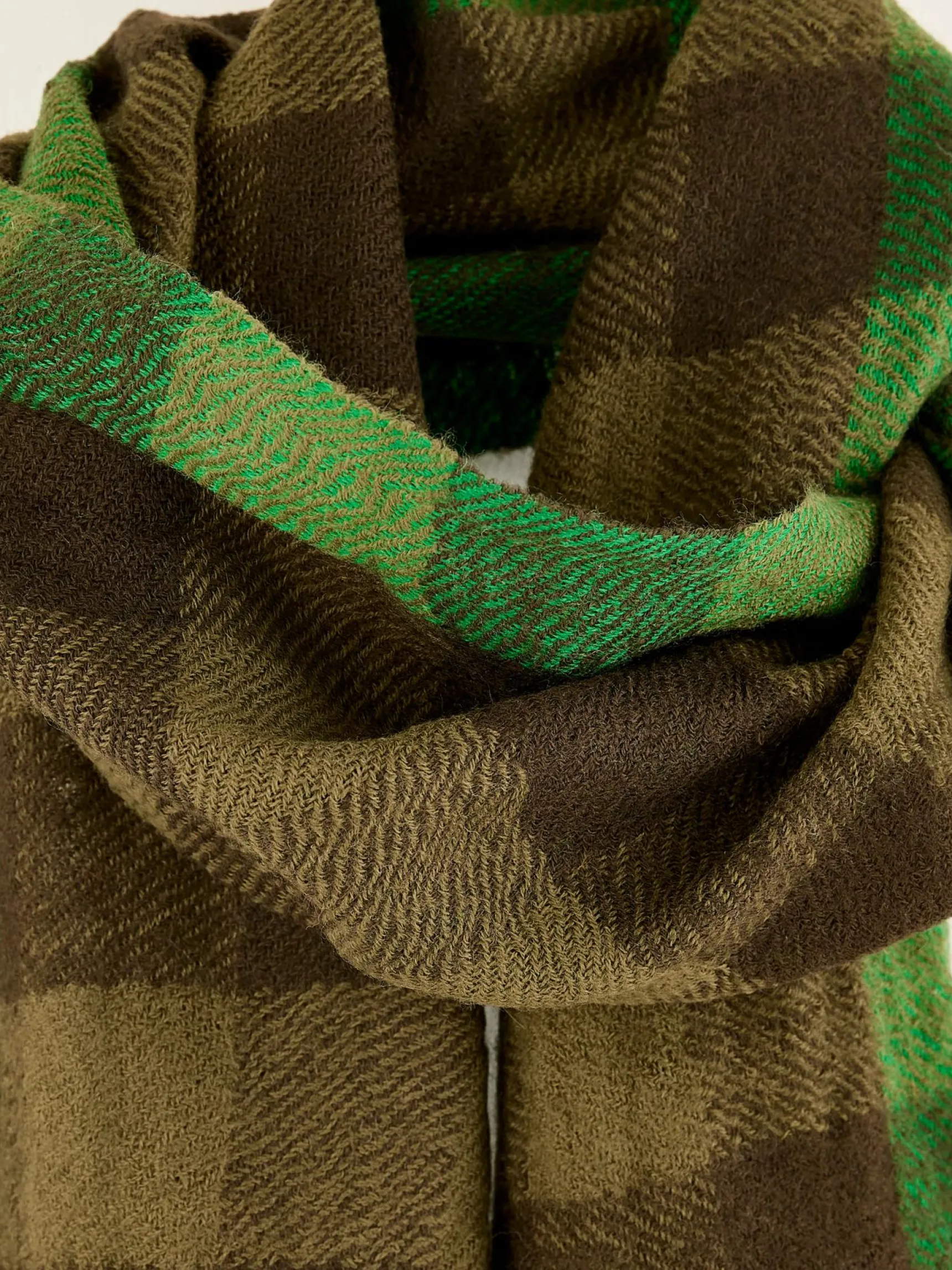 sidiki-geruite-sjaal-qrsoNkZC-2.webp Online Bellerose Sidiki Geruite Sjaal Jeep / Moss