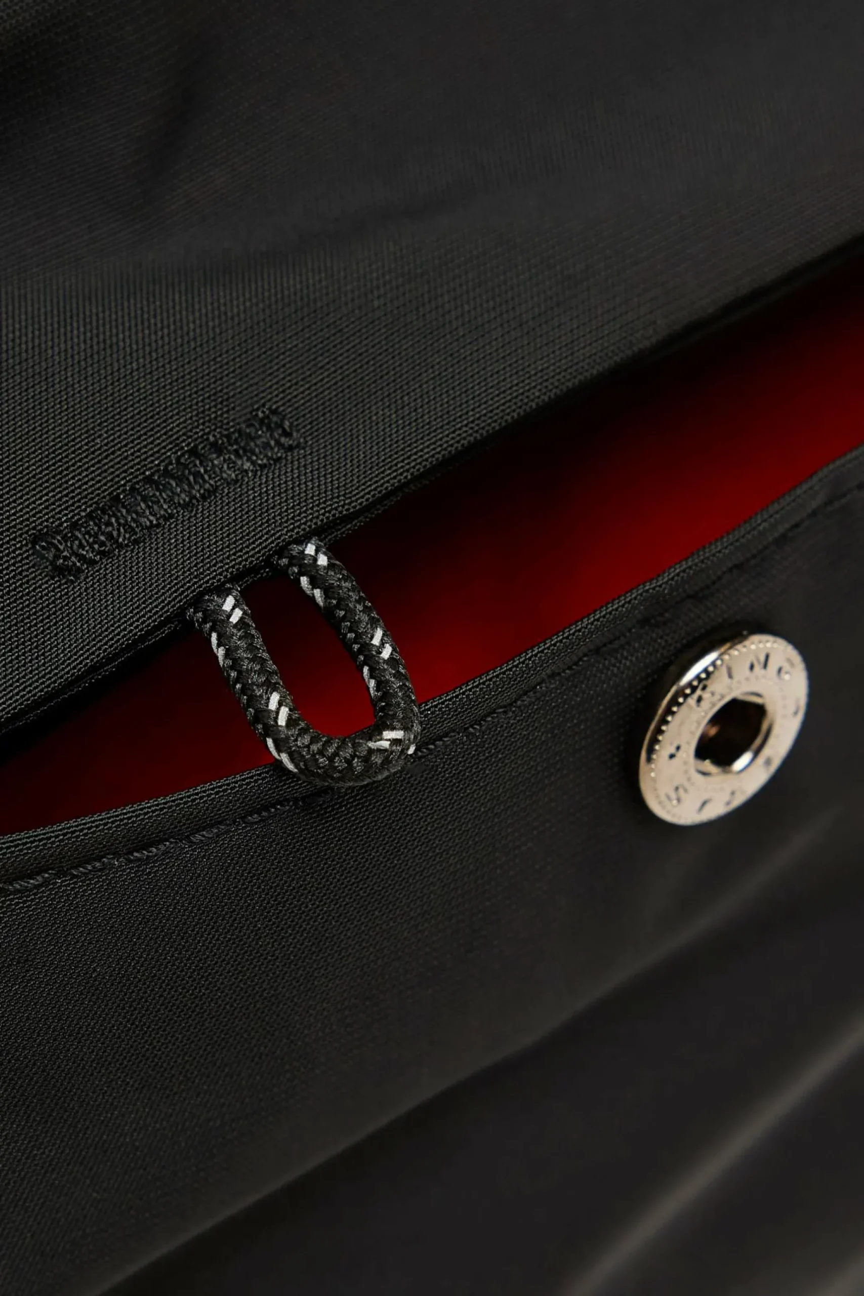 topologie-small-flat-sacoche-JCyVHIHA-4.webp Discount Topologie Small Flat Sacoche