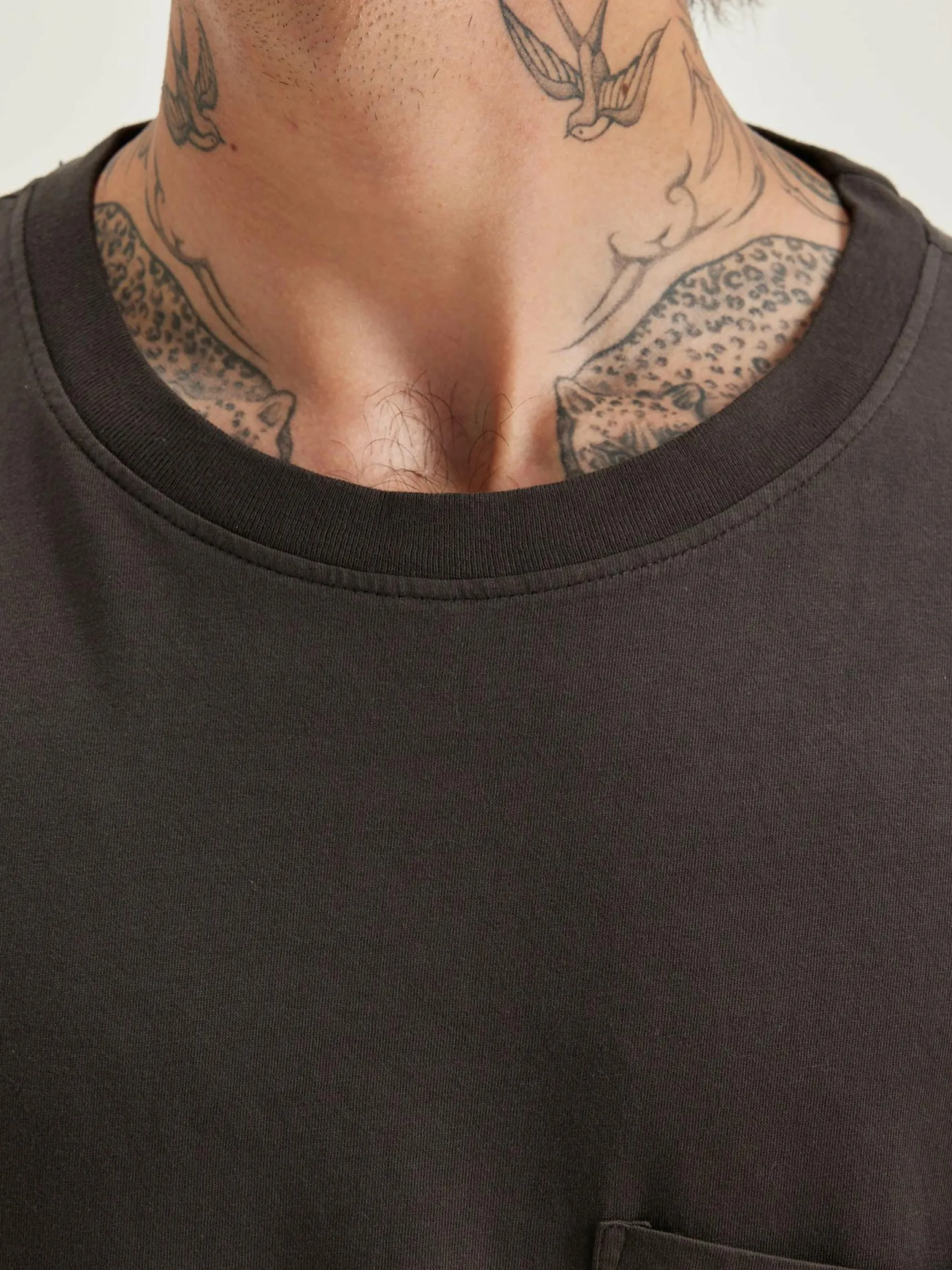 vanick-korte-mouwen-t-shirt-eUZGJcrv-4.webp Outlet Bellerose Vanick Korte Mouwen T-shirt Deep Grey