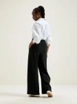 vespa-wijde-broek-VrxAyMVy-0.webp