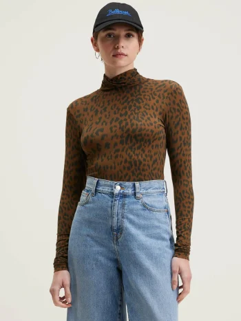 Best Bellerose Vinny T-shirt Met Rolkraag Coffee